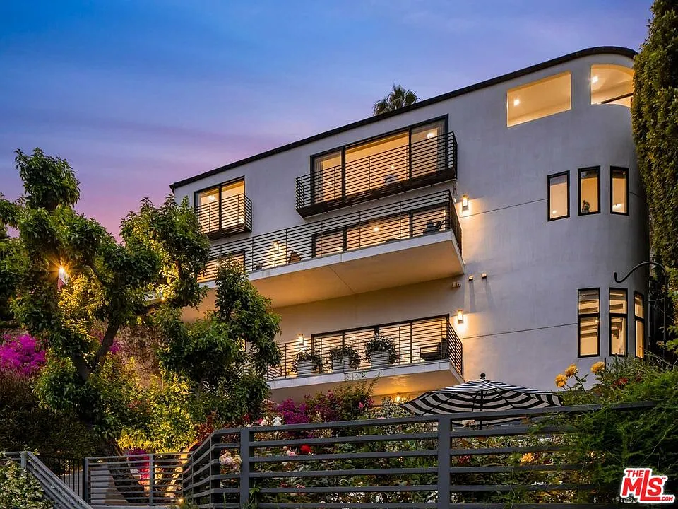 8480-Harold-Way-1